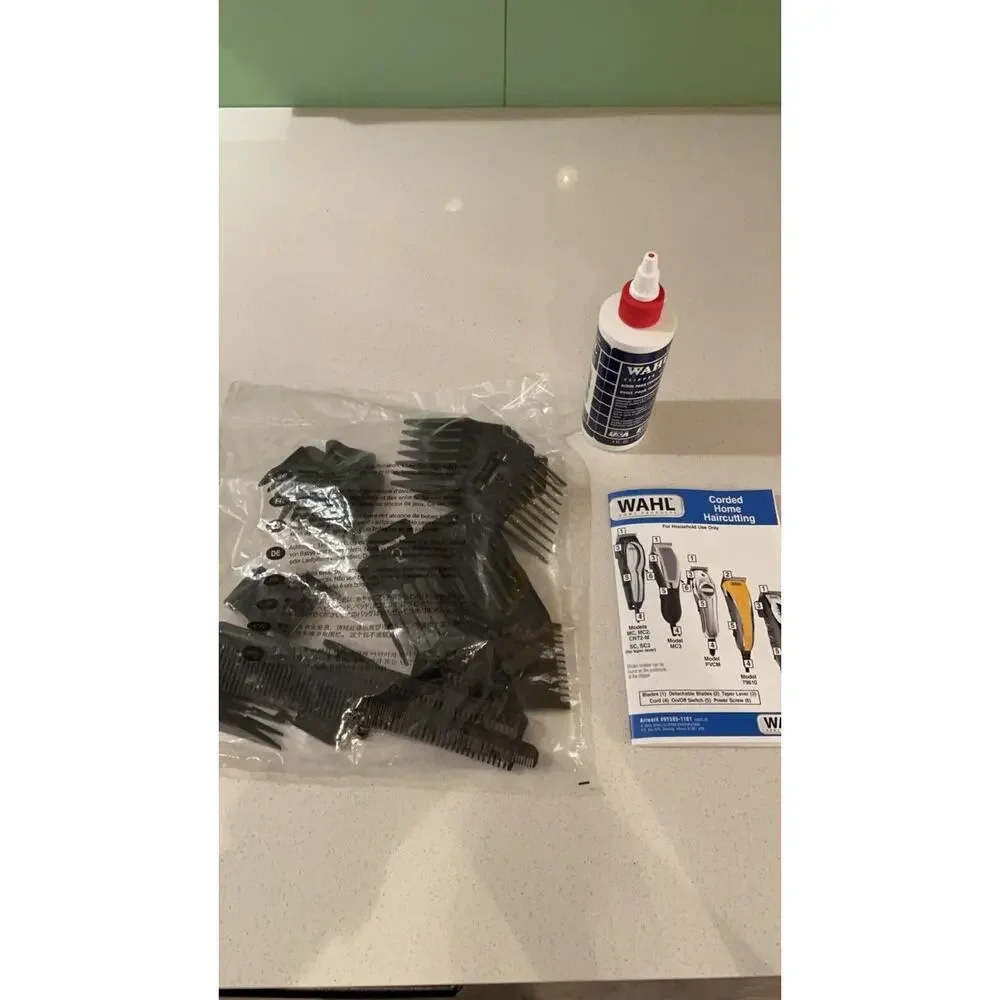 WAHL Hair Clipper Oil - 4 fl oz + Clipper Set